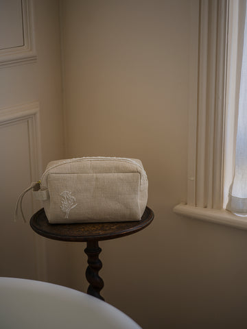 Linen & Lace Travel Bag with Handle