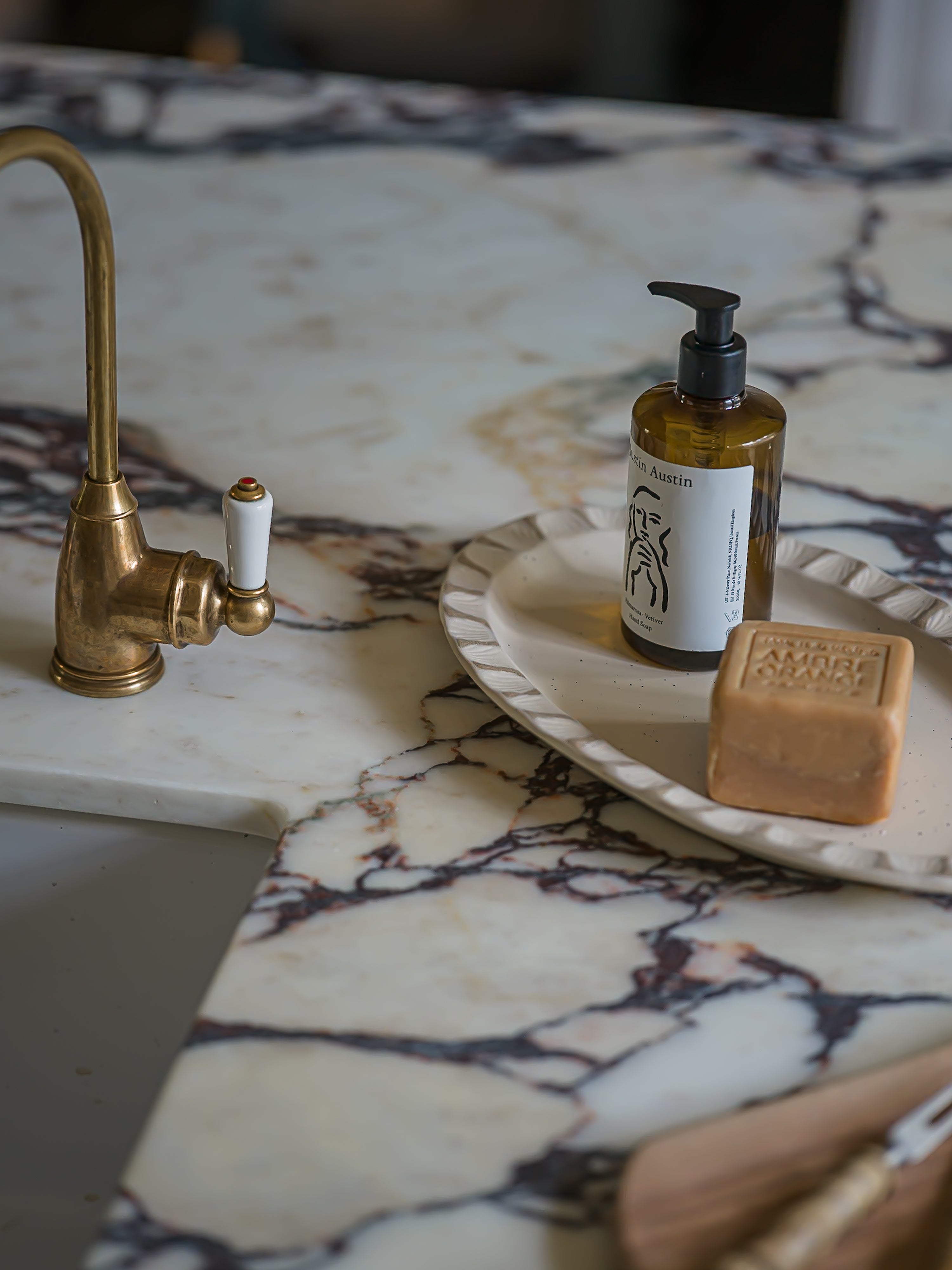 The Norfolk Collection | The Shell Platter-Weathered Oat