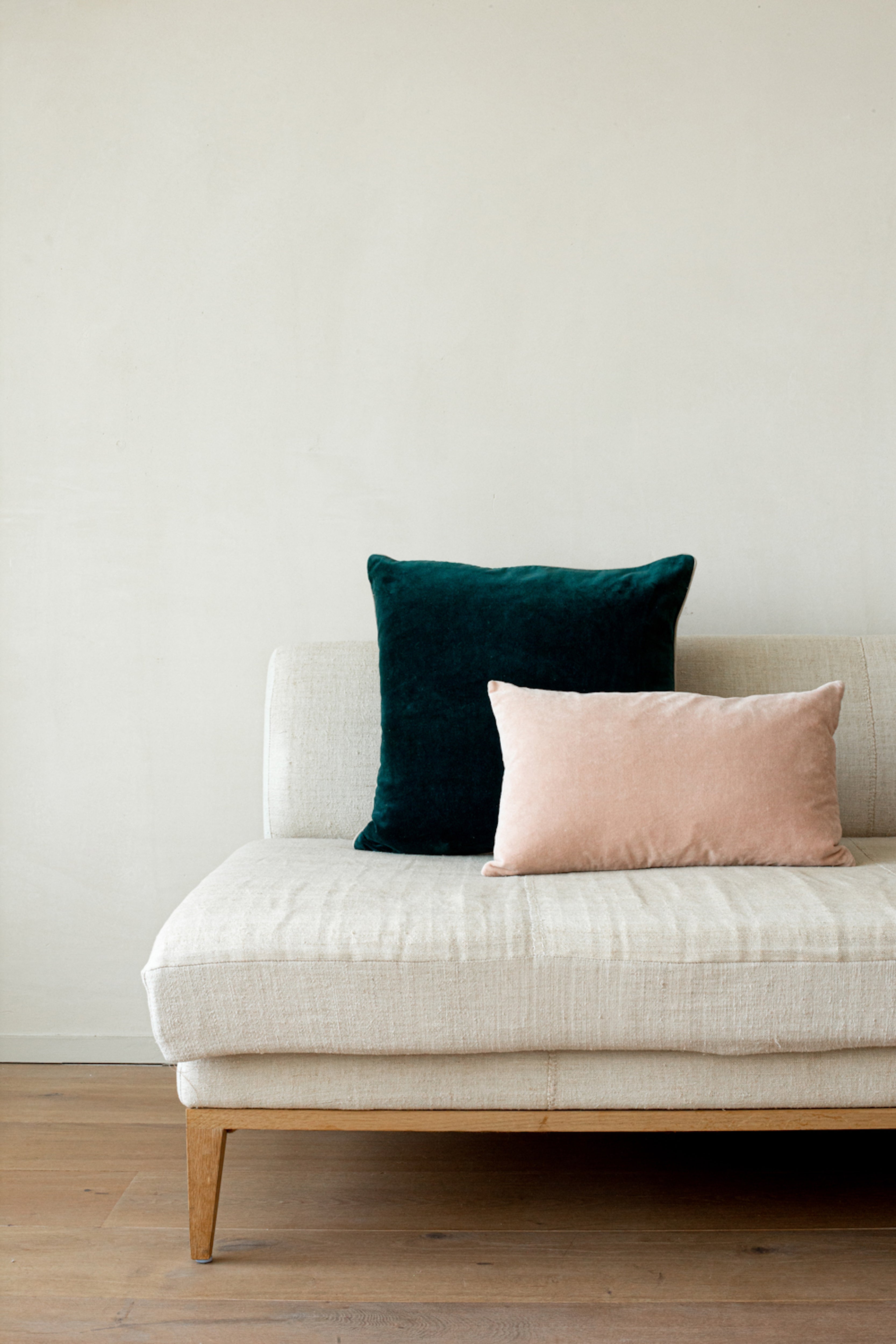 Misi Velvet Cushion | Shell