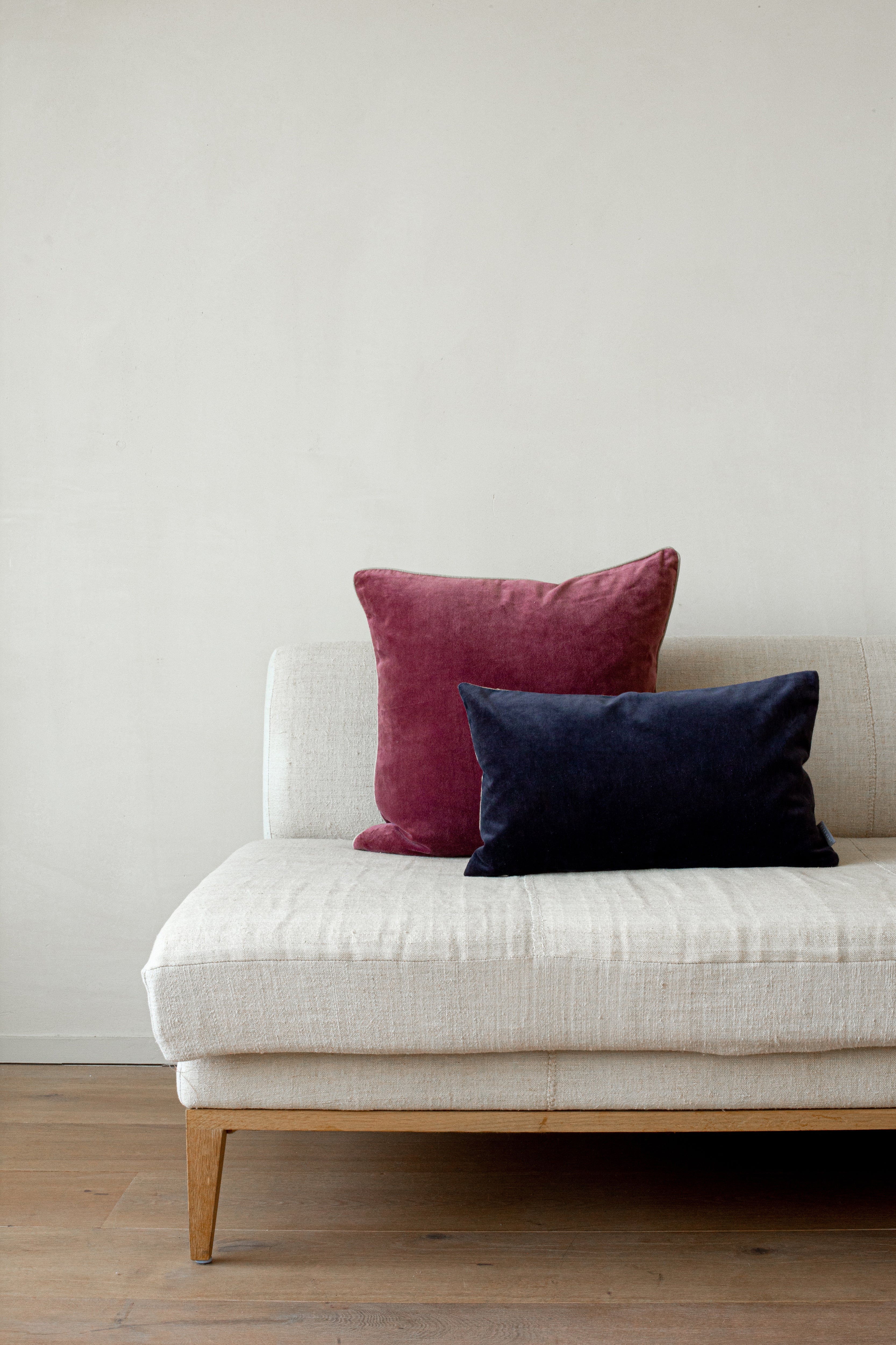 Unari Velvet Cushion | Pomegranate