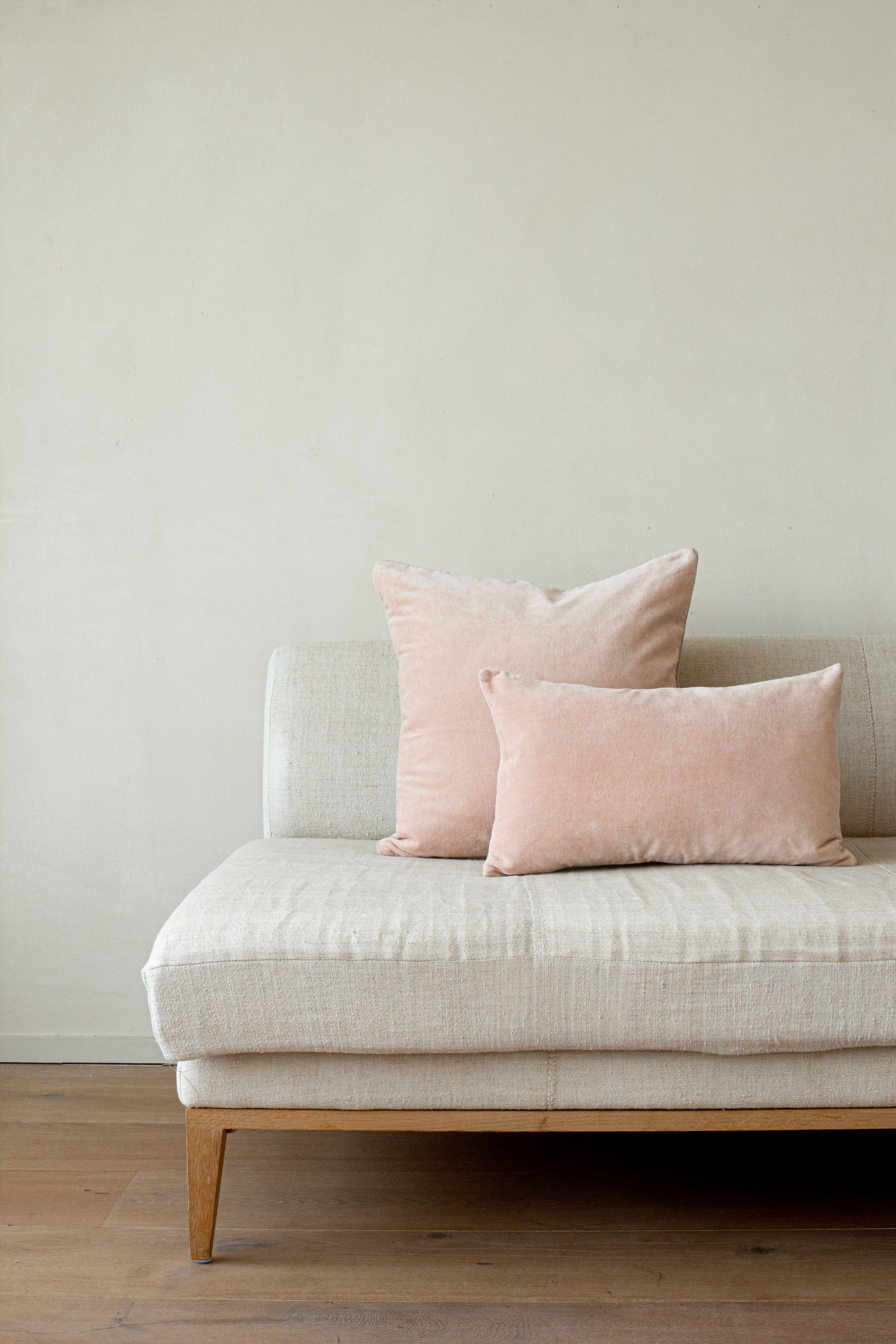 Misi Velvet Cushion | Shell