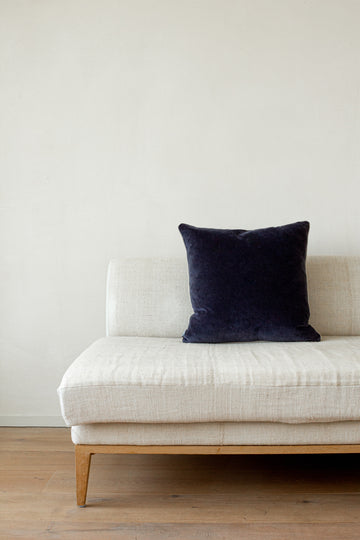 Unari Velvet Cushion | Indigo