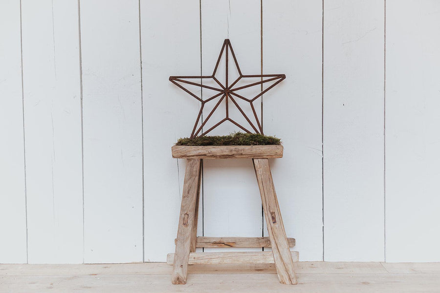 country decor home rusty star