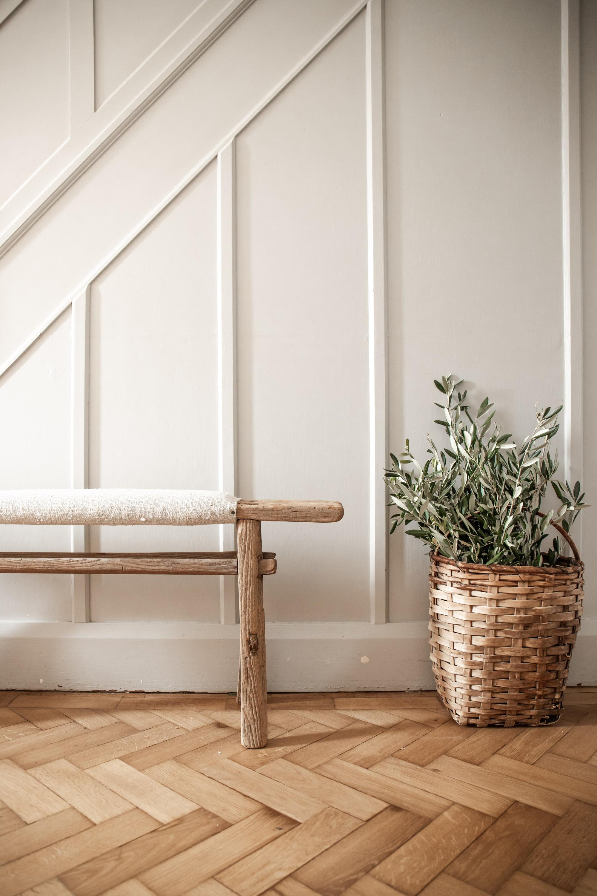 The Grain Sack Linen Bench